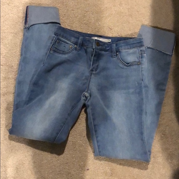 Tractr Stylish Light Wash Cuffed Skinny Jeans. size 14 👖🖤⭐️ - Picture 4 of 5